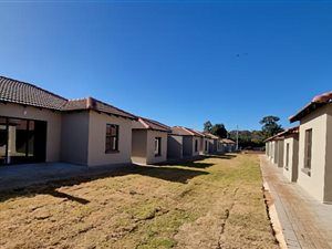 3 Bed Townhouse in Meyerton