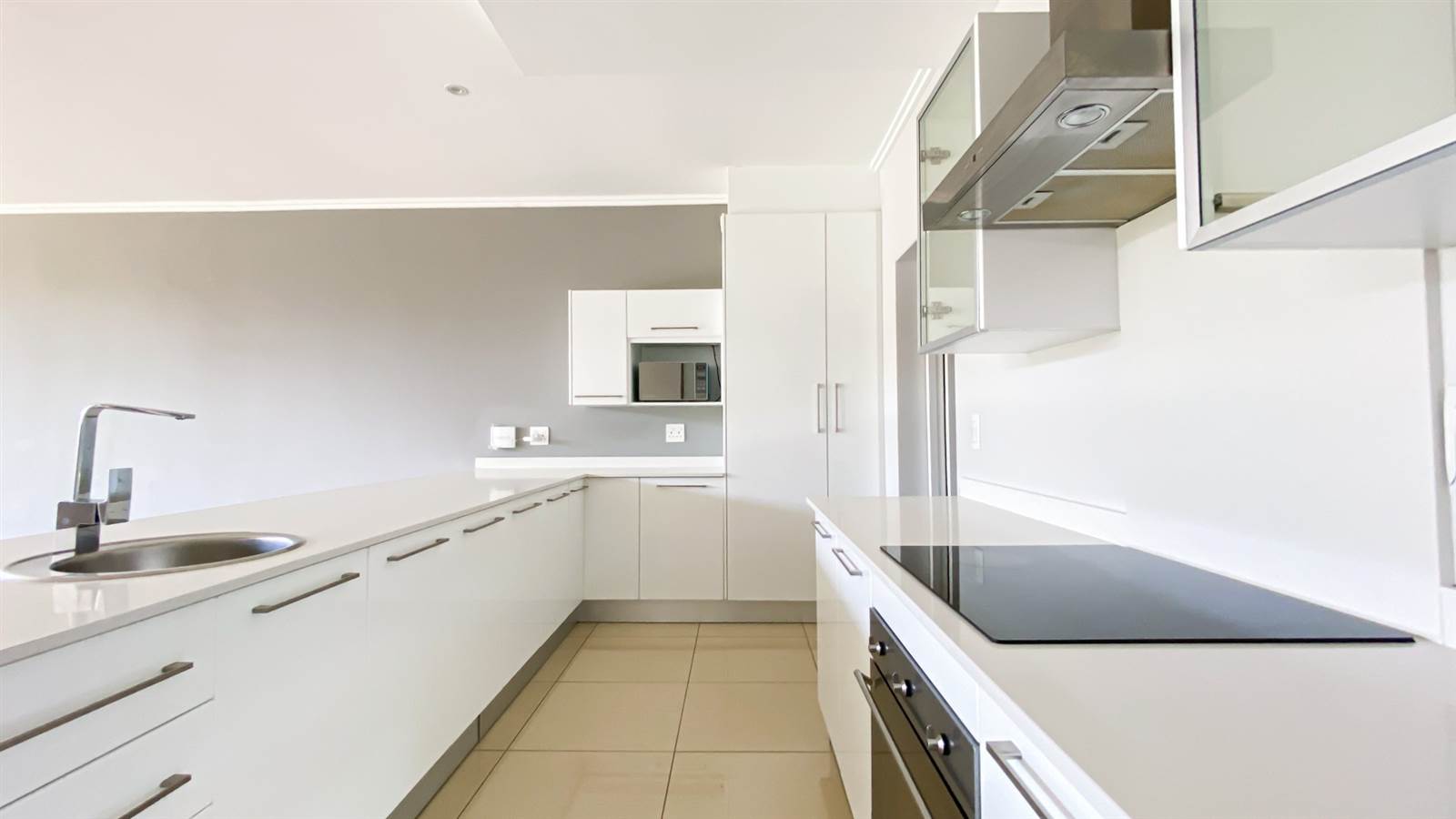 3 Bed Townhouse in Hurlingham photo number 10