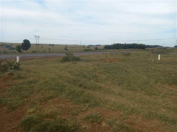 1.1 ha Land available in Naauwpoort