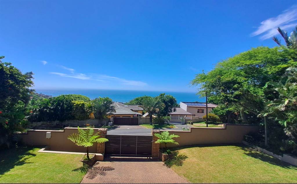 4 Bed House in Ballito photo number 5