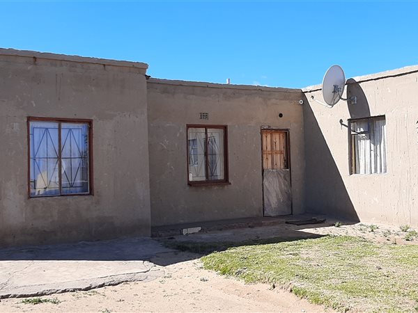 2 Bed House in Bophelong