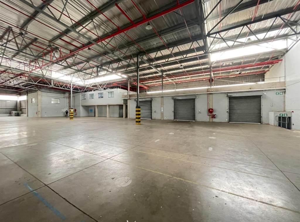 4000  m² Industrial space in Riverhorse Valley photo number 10