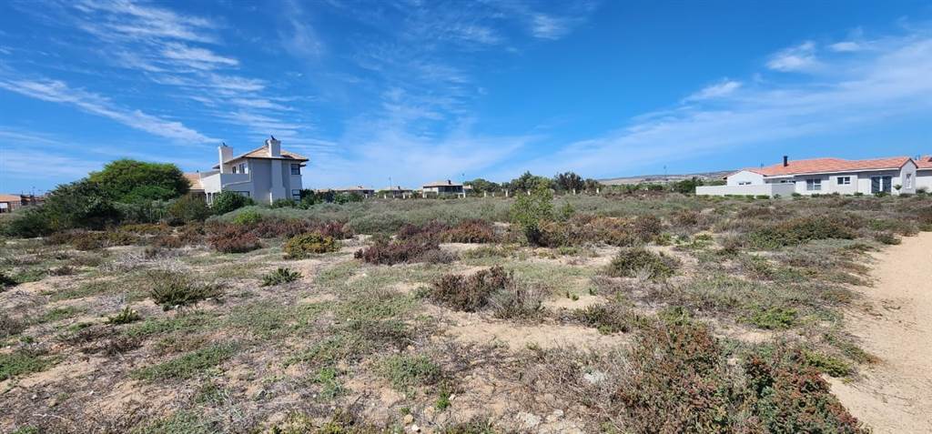 1078 m² Land available in Langebaan Country Estate photo number 5