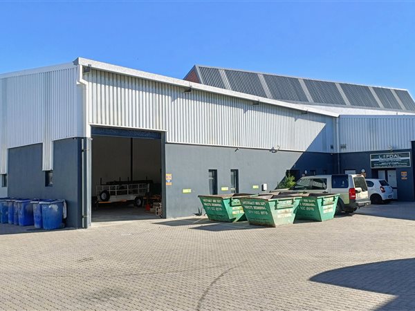 213  m² Industrial space in Milnerton