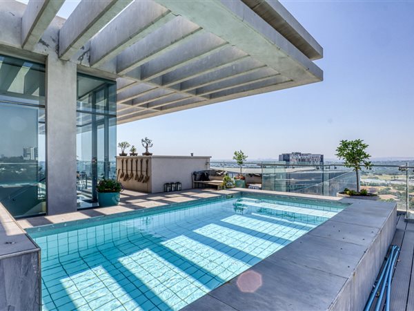 4 Bedroom Penthouse 4 Bedroom Penthouse