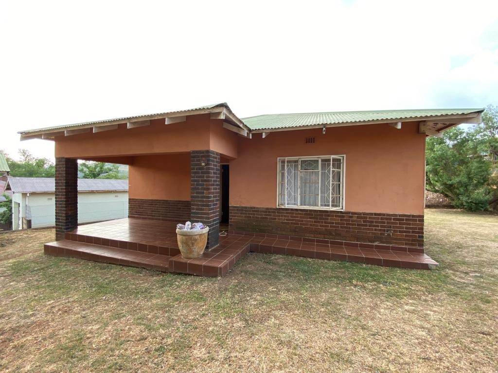 3 Bed House in Waterval Boven photo number 3