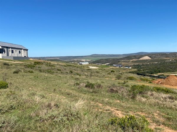 1748 m² Land available in Hartenbos