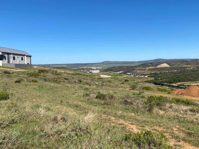 1748 m² Land available in Hartenbos photo number 1