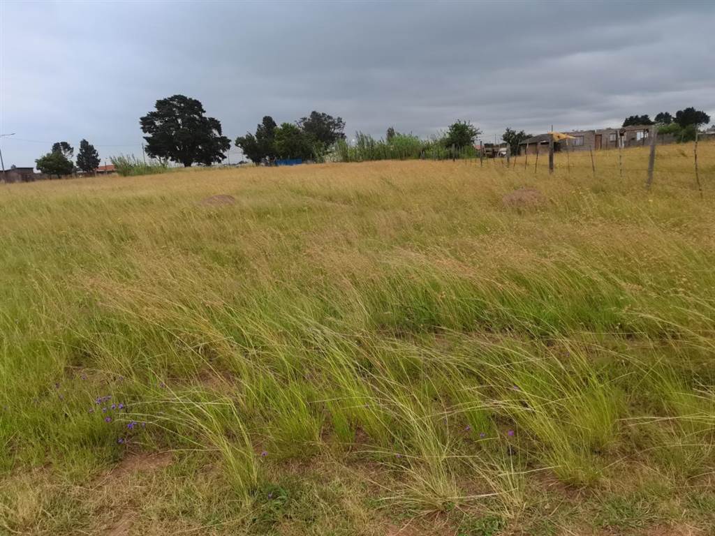 2231 m² Land available in Jameson Park photo number 1