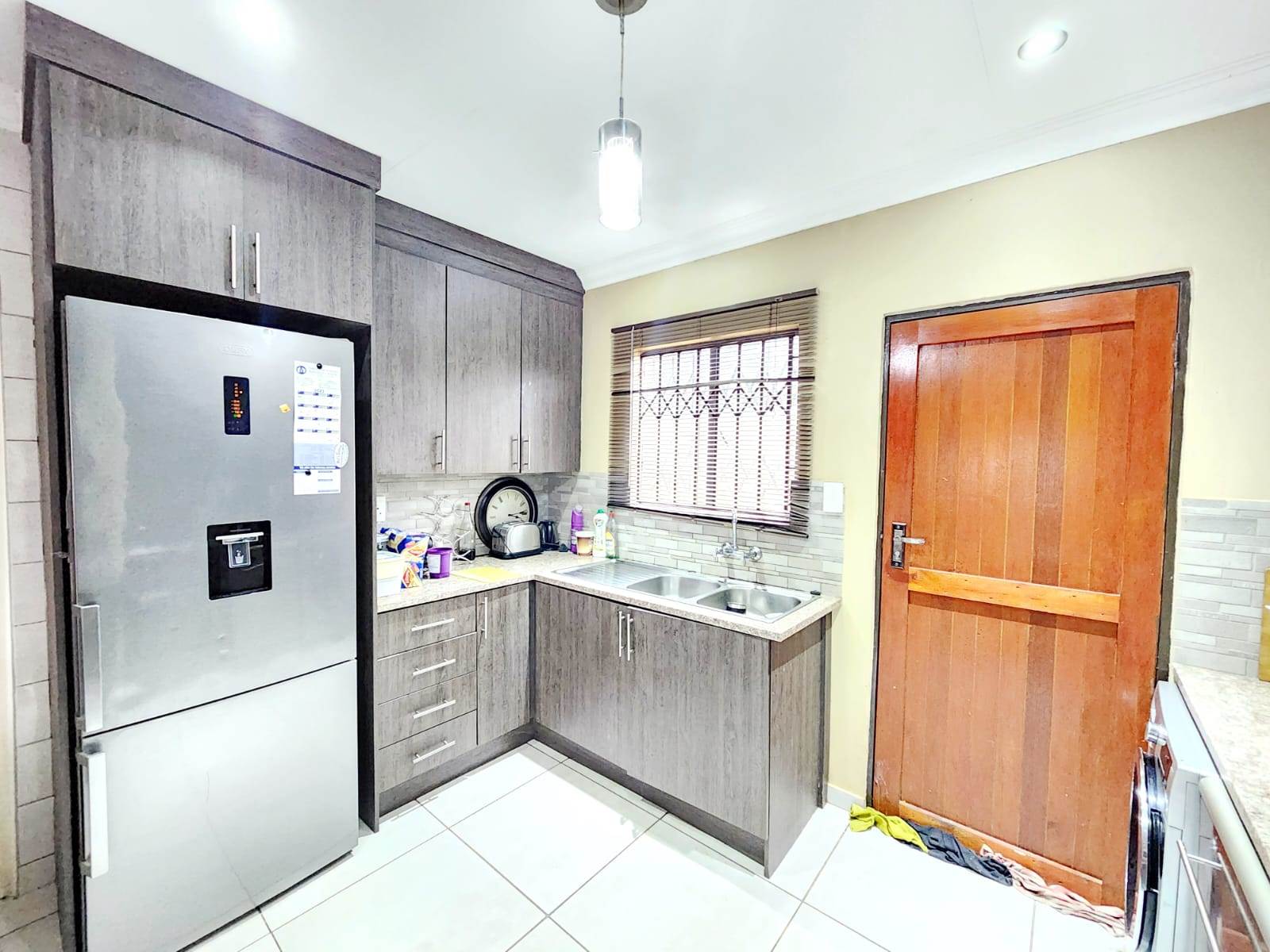 3 Bed Townhouse in Andeon AH photo number 9