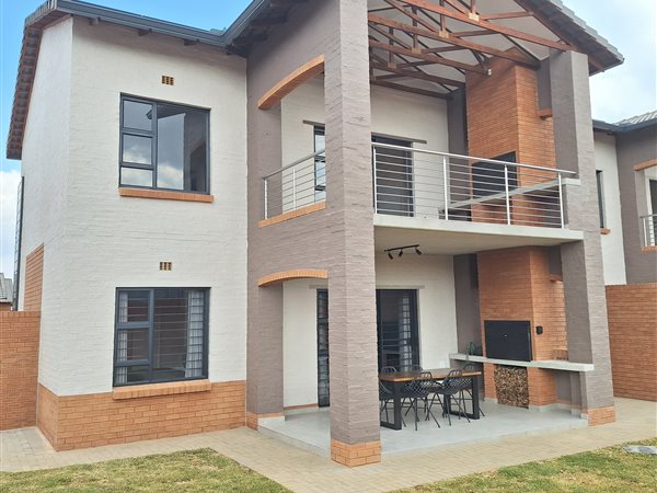 2 Bedroom Apartment 2 Bedroom Apartment