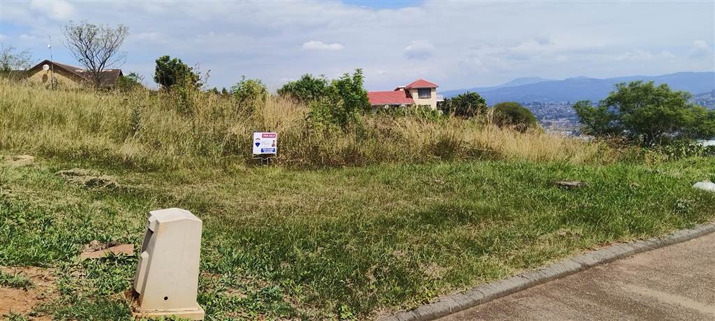 2800 m² Land available in Bishopstowe photo number 4