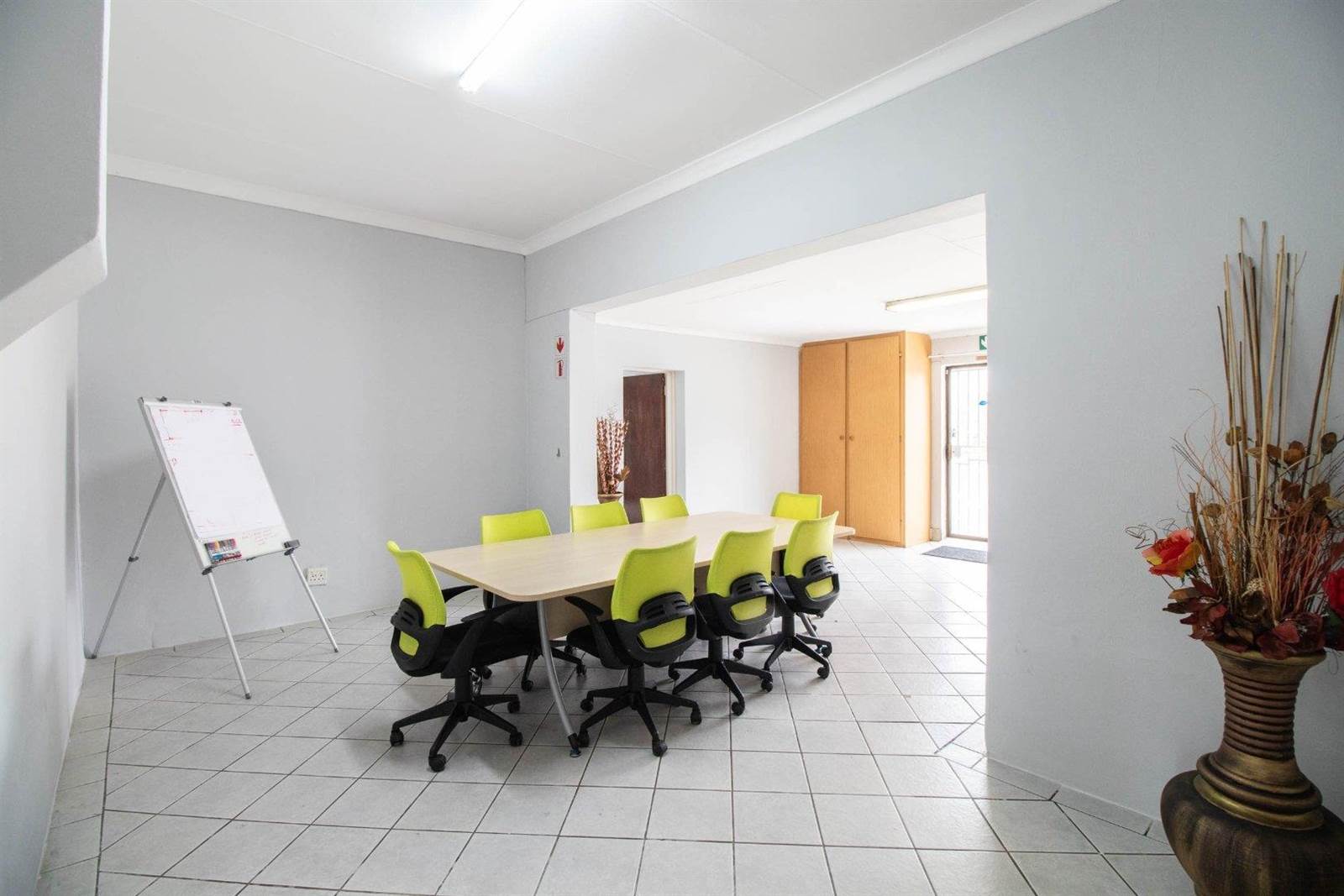 238  m² Office Space in Benoni Central photo number 10