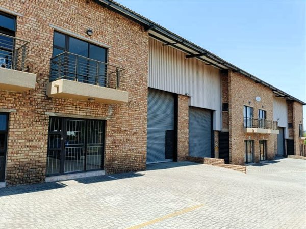 279  m² Industrial space