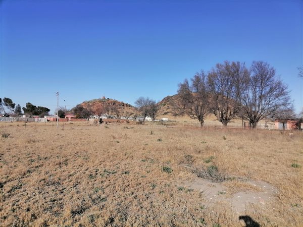 714 m² Land 714 m² Land