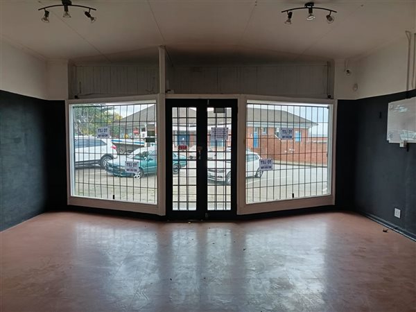 90 m² Commercial space 90 m² Commercial space