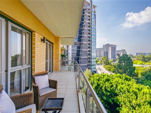 3 Bed Apartment in Morningside