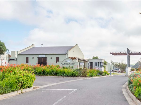 3 Bedroom House 3 Bedroom House