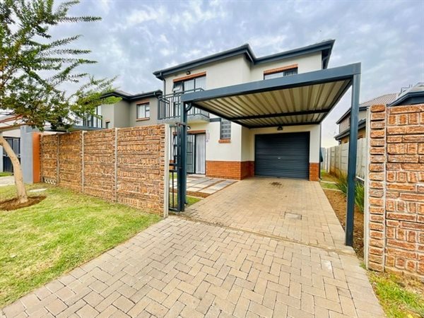 3 Bedroom House 3 Bedroom House