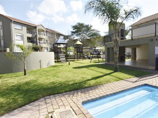 2 Bedroom Townhouse 2 Bedroom Townhouse