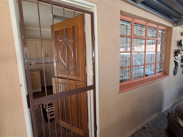 1 Bedroom House 1 Bedroom House