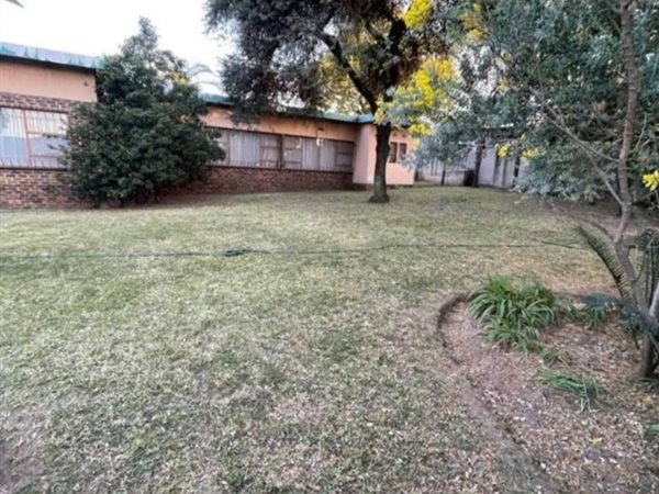 3 Bedroom House 3 Bedroom House