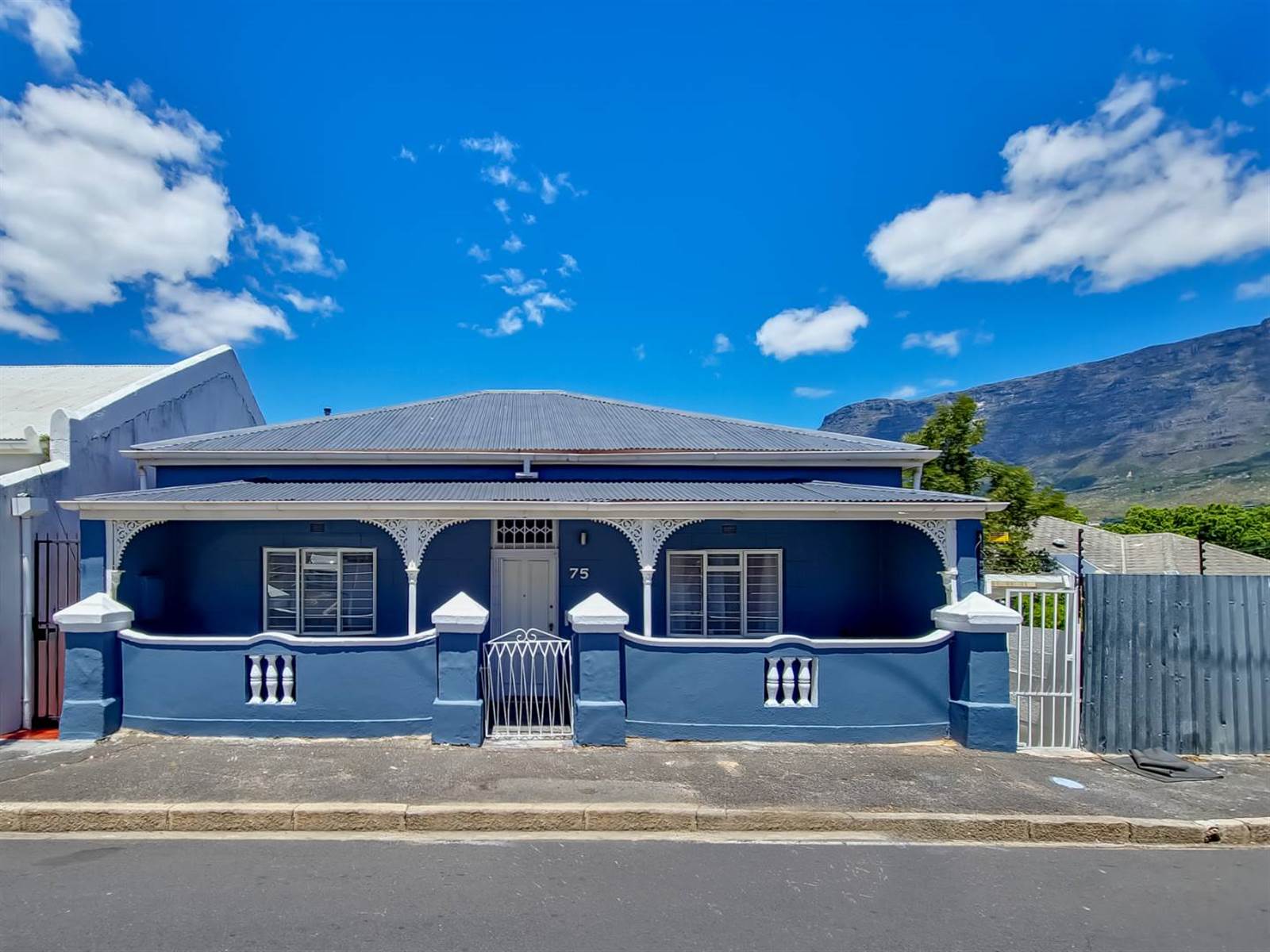 6 Bed House in Bo-Kaap photo number 1