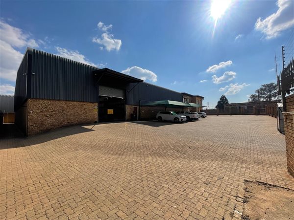 1 511  m² Industrial space