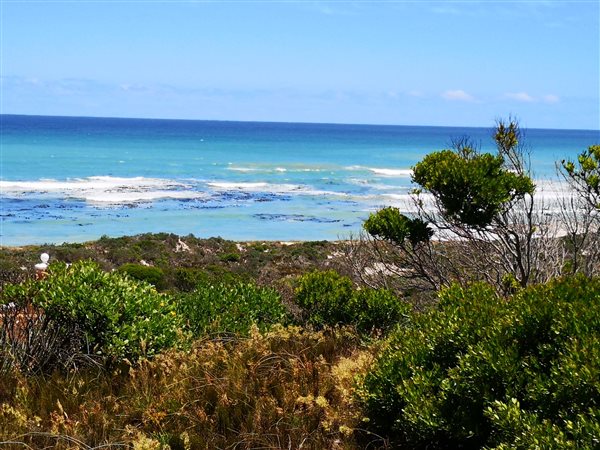 905 m² Land available in Pearly Beach