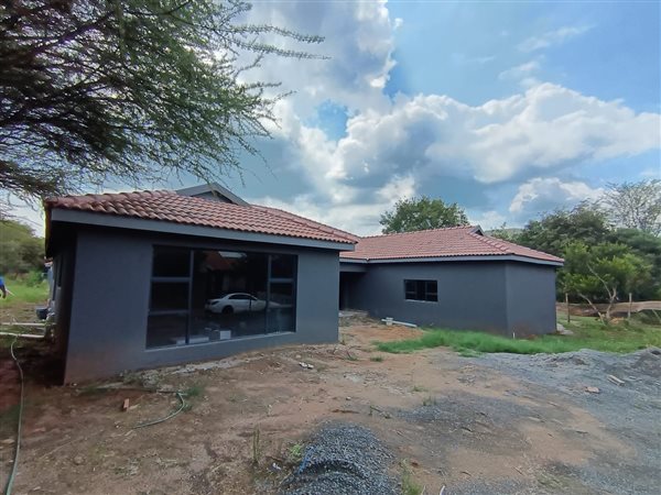 3 Bedroom House 3 Bedroom House