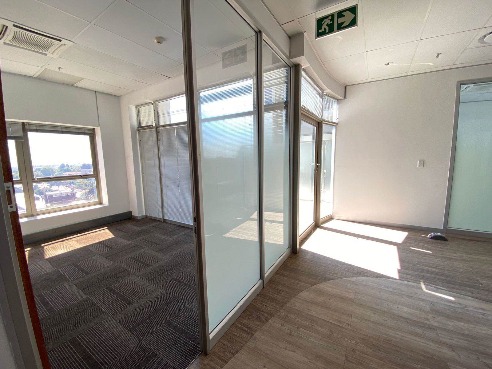 349  m² Commercial space in Sandown photo number 19