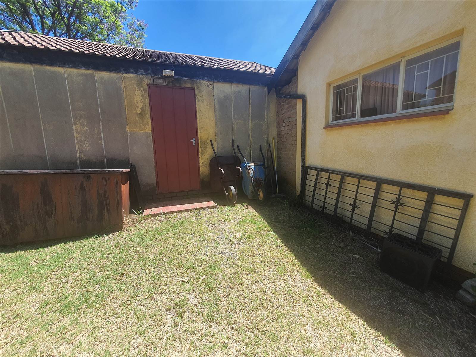 3 Bed House in Meredale photo number 21