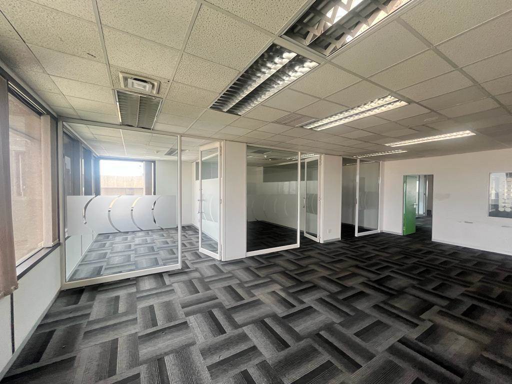 1432  m² Commercial space in Braamfontein photo number 20