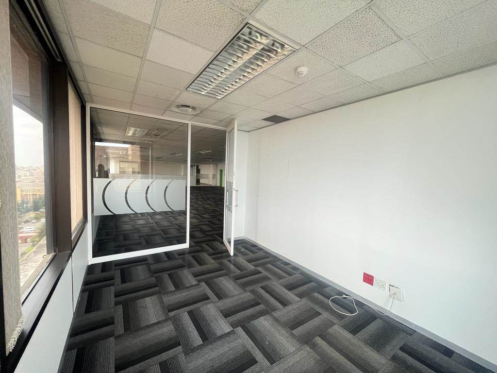 1432  m² Commercial space in Braamfontein photo number 26