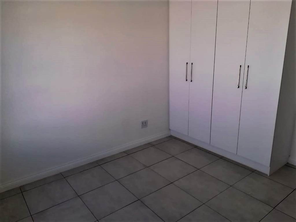 3 Bed House in Jeffreys Bay photo number 16