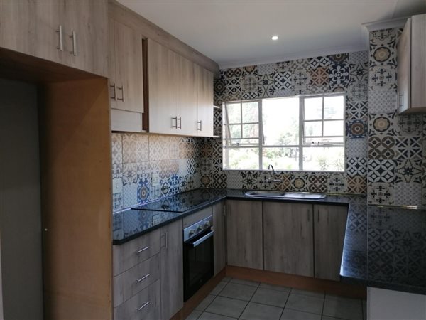 2 Bed Apartment in Lakefield