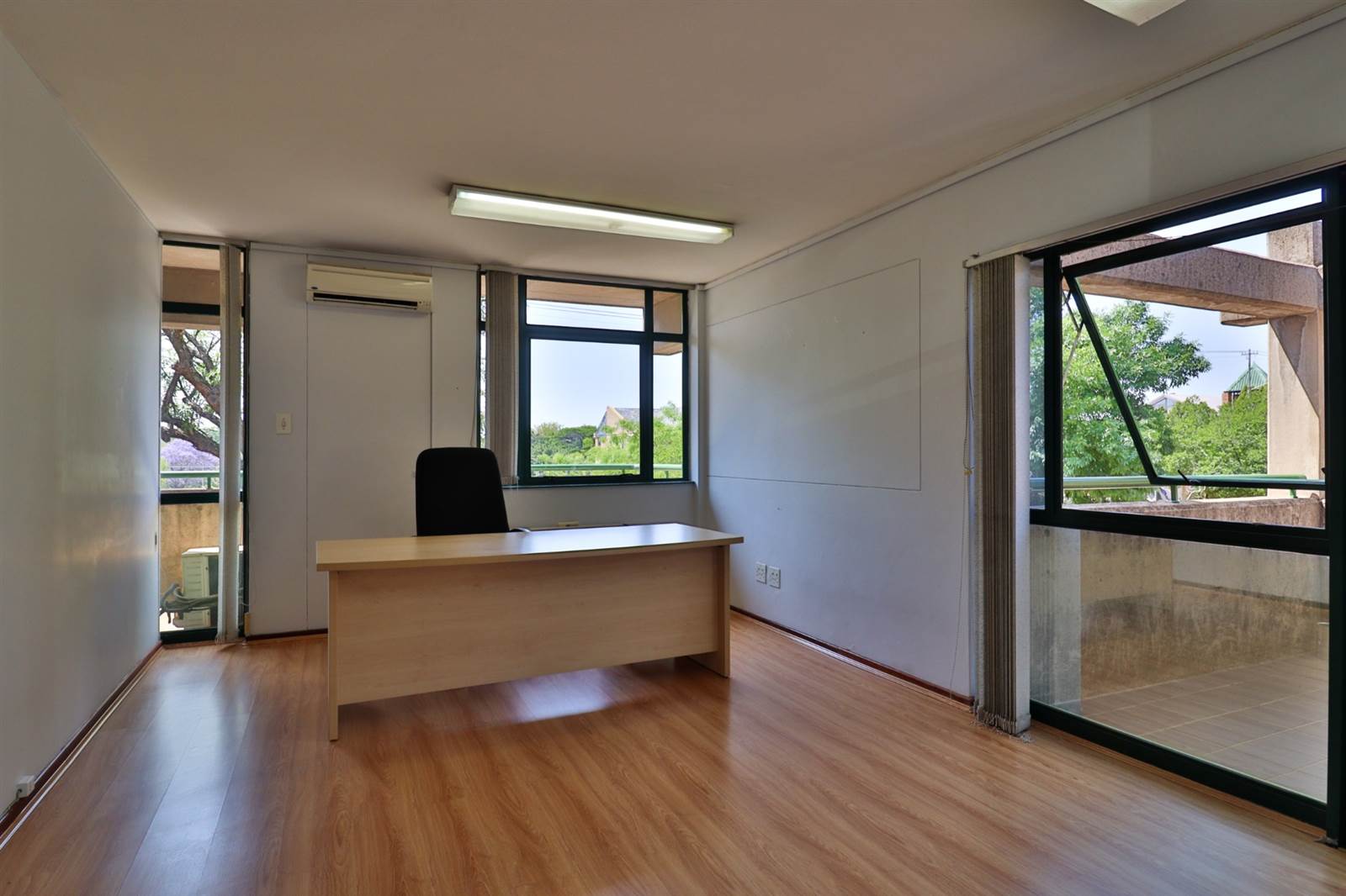 235  m² Office Space in Nieuw Muckleneuk photo number 25