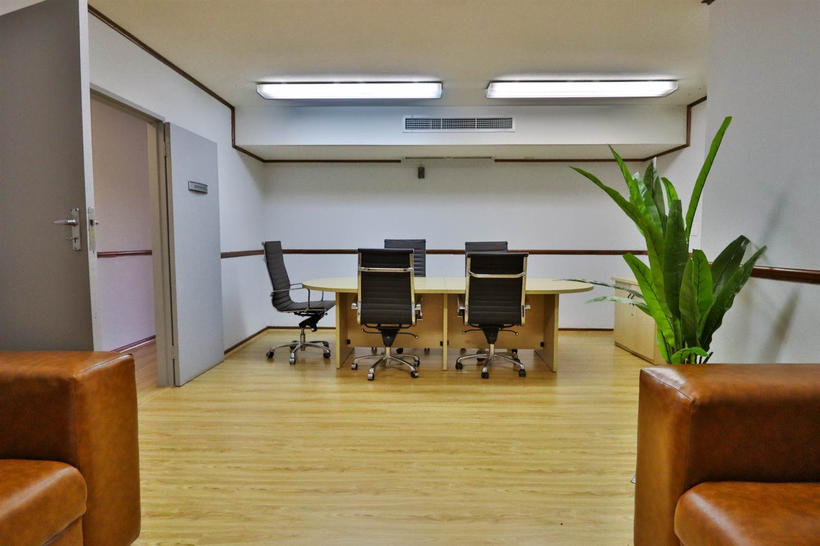 235  m² Office Space in Nieuw Muckleneuk photo number 18