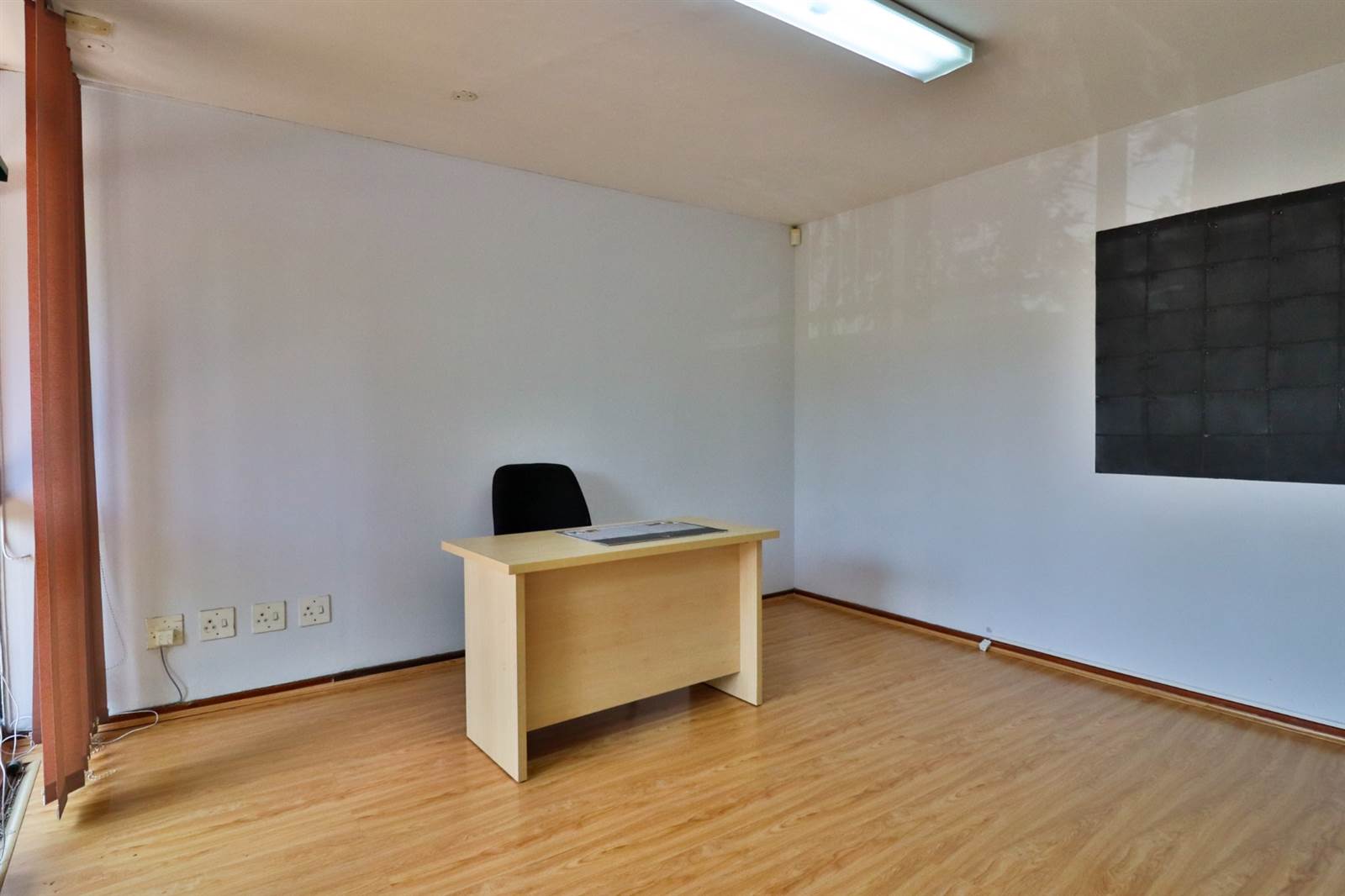 235  m² Office Space in Nieuw Muckleneuk photo number 23
