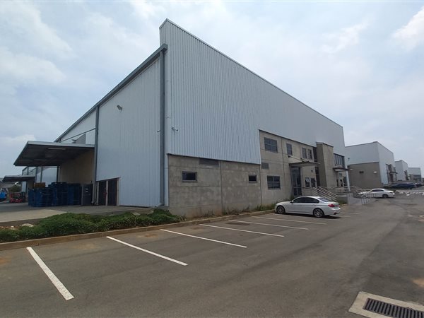 3101  m² Industrial space in Pomona