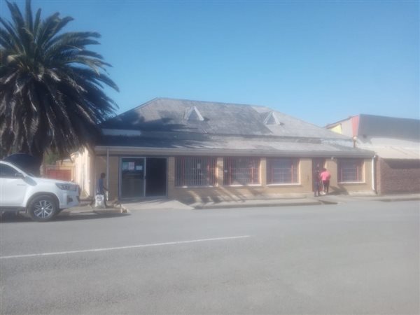 130  m² Office Space in Jagersfontein