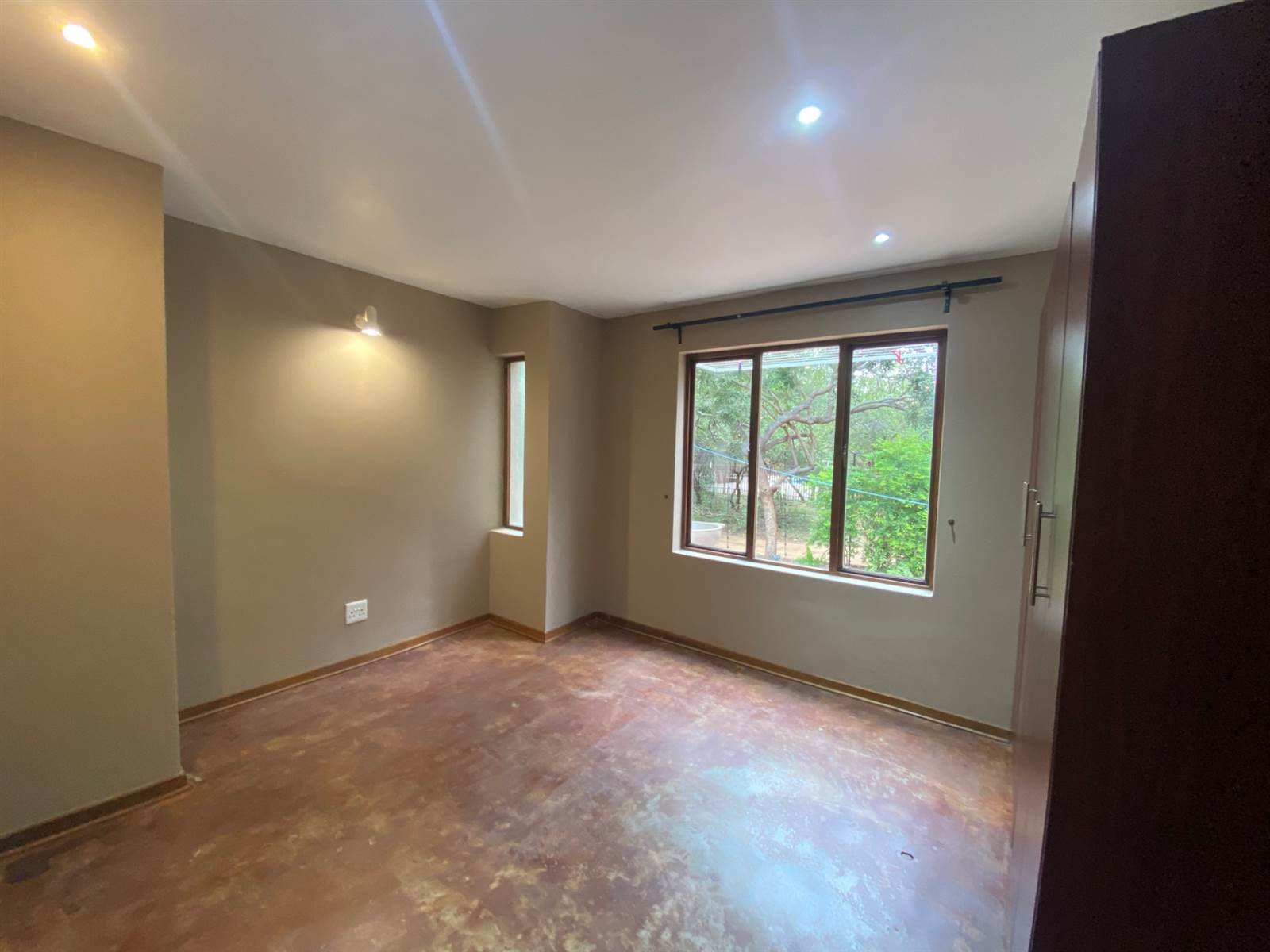 3 Bed Townhouse in Hoedspruit photo number 6