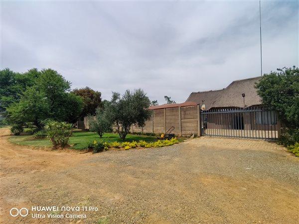 3 Bedroom House 3 Bedroom House