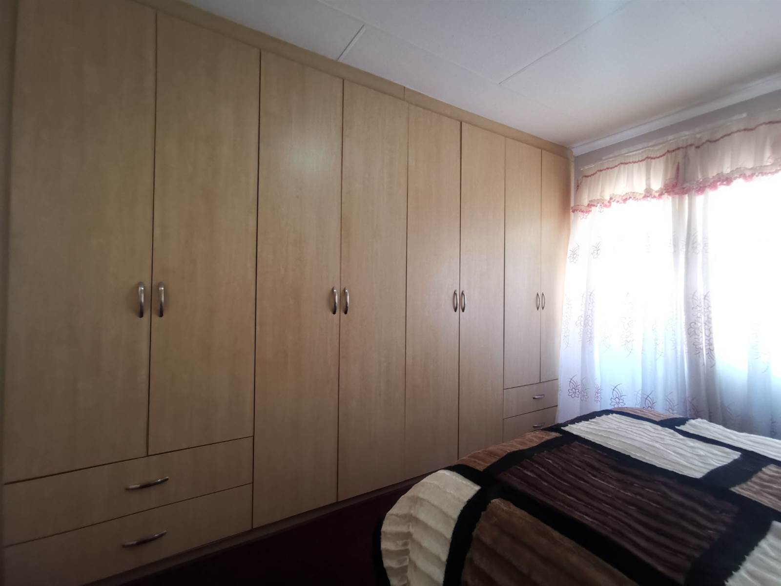 3 Bed Townhouse in Polokwane Central photo number 12