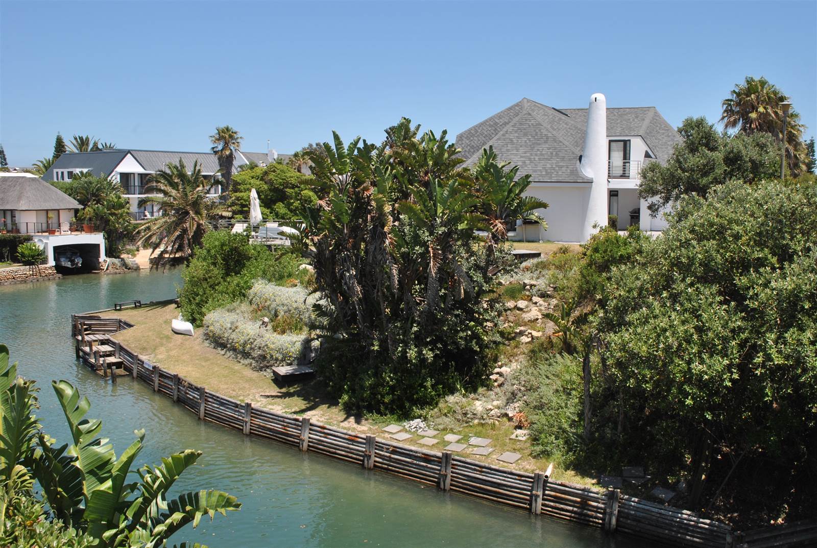 4 Bed House in St Francis Bay Canals photo number 3