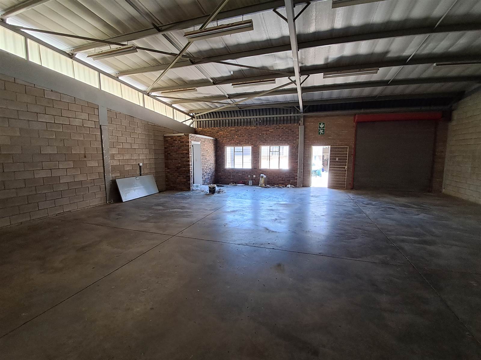 144  m² Industrial space in Kya Sands photo number 4