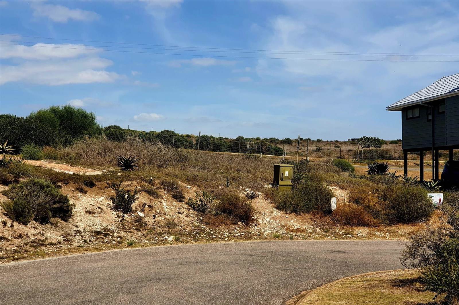 652 m² Land available in Vlees Bay photo number 4