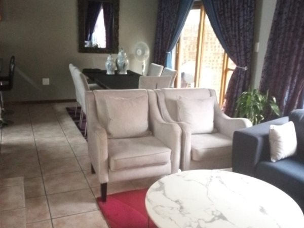 3 Bed Apartment in Middelburg Central