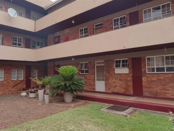 2 Bedroom Flat
