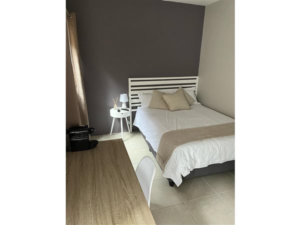 1 Bedroom House 1 Bedroom House